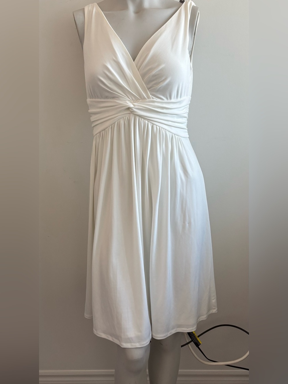Muse White Twist-Front V-Neck Maxi Dress